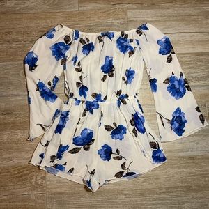 Long Sleeve Off the shoulder Floral/BOHO Romper